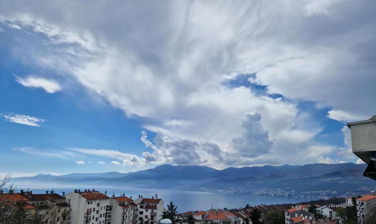 Apartment Illaria Rijeka Exterior foto