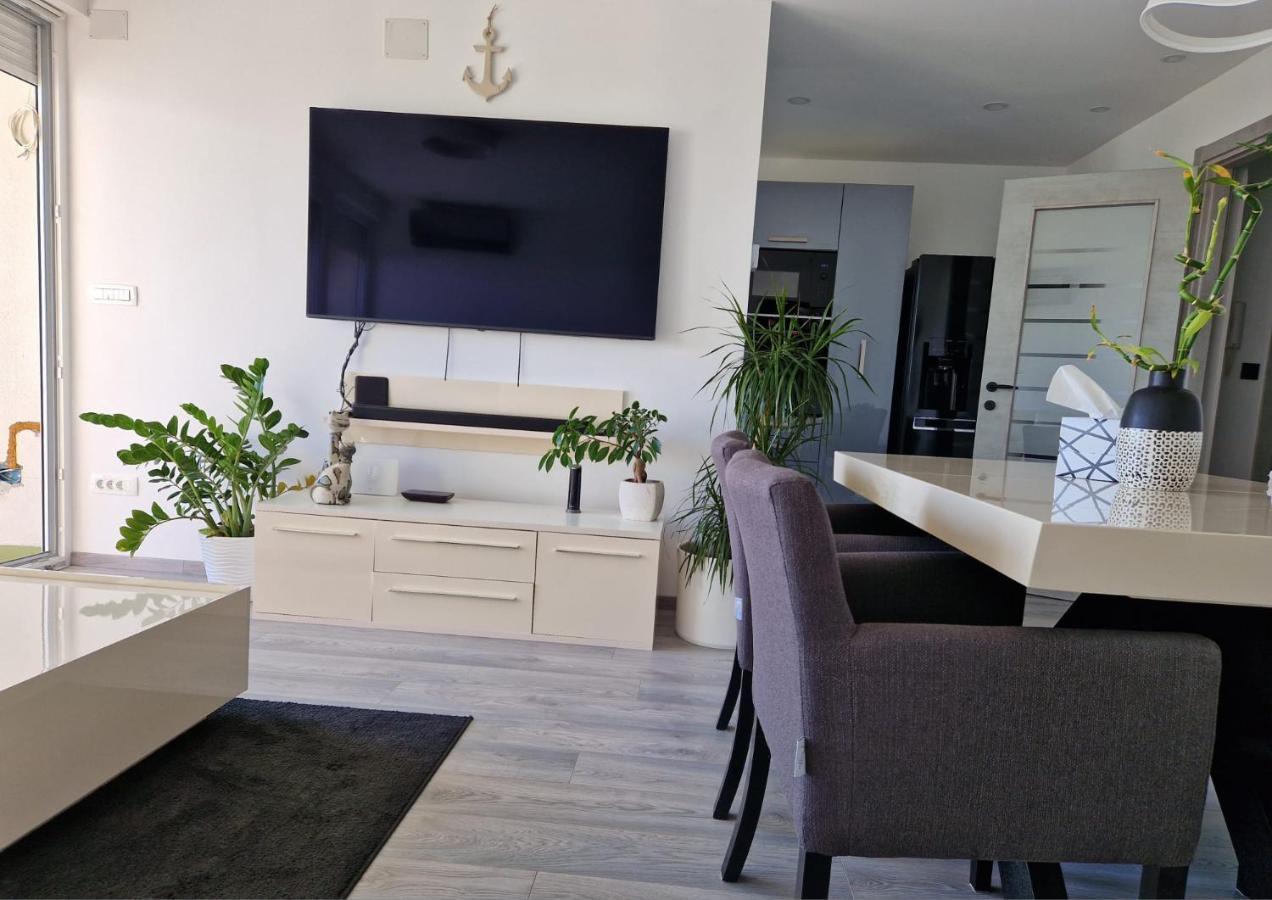 Apartment Illaria Rijeka Exterior foto